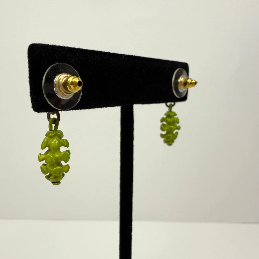 Vintage Green Pinecone Dangle Drop Earrings Gold Tone Retro Costume Jewelry